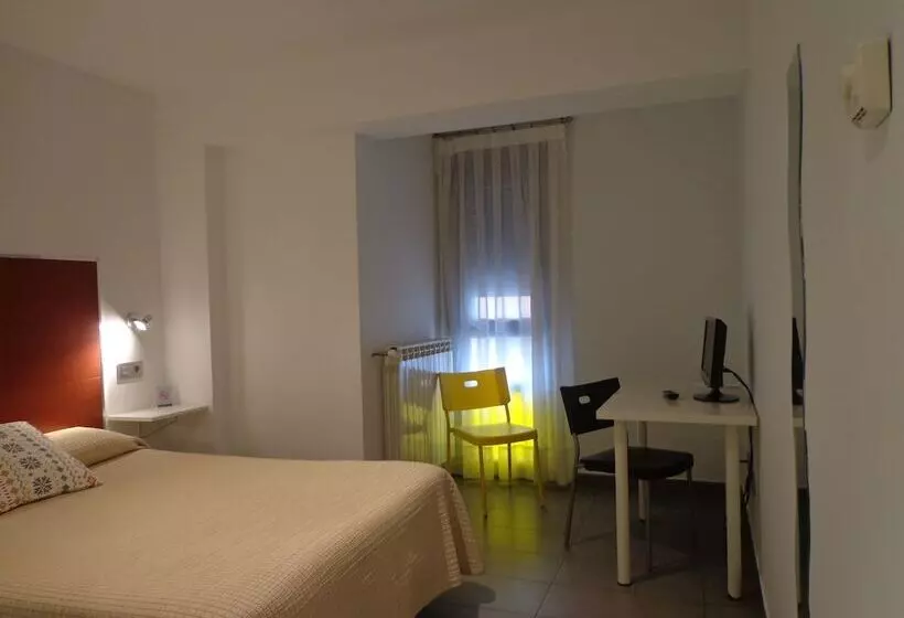 هتل Alda Soria Rooms