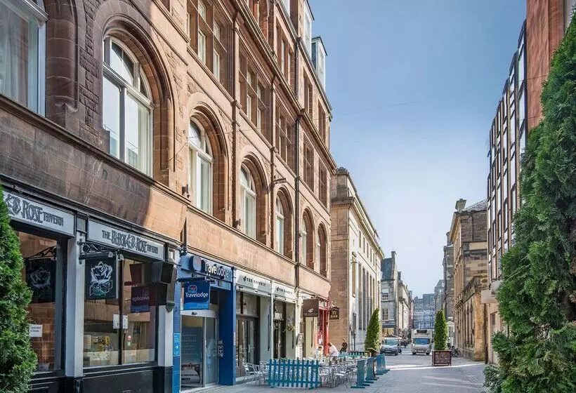 هتل Travelodge Edinburgh Central Rose Street