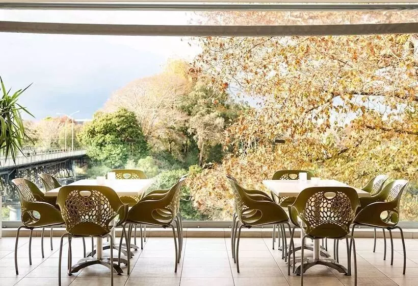 בית מלון כפרי Ibis Hamilton Tainui