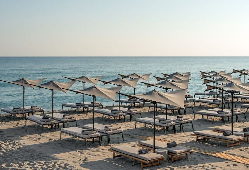 בית מלון כפרי Ikones Seafront Luxury Suites   Adults Only