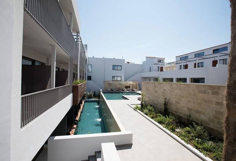 בית מלון כפרי Ikones Seafront Luxury Suites   Adults Only