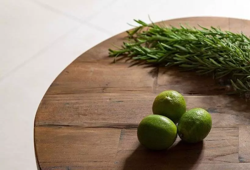 فندق Ikones Seafront Luxury Suites   Adults Only