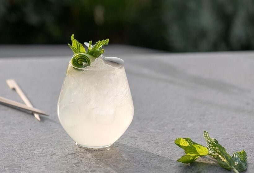 בית מלון כפרי Ikones Seafront Luxury Suites   Adults Only