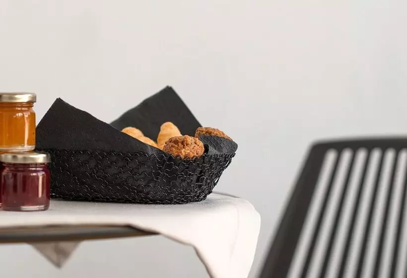 فندق Ikones Seafront Luxury Suites   Adults Only