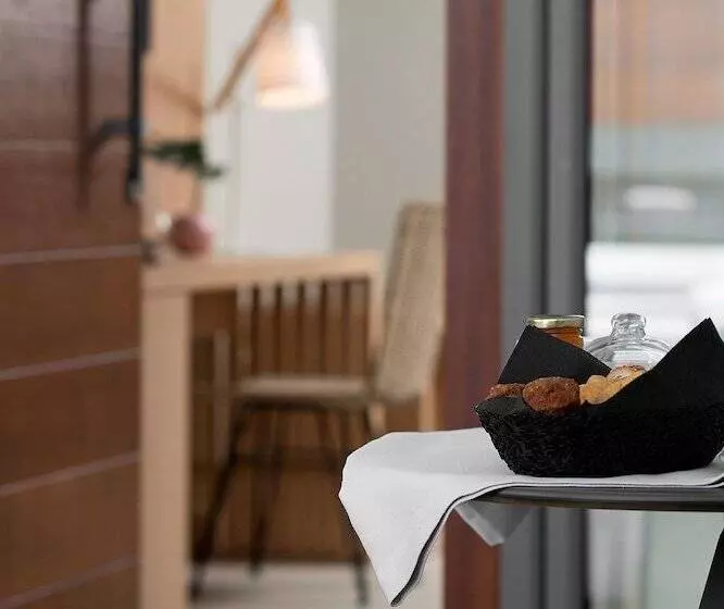 فندق Ikones Seafront Luxury Suites   Adults Only