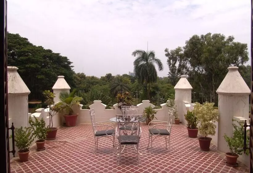 酒店 Jayamahal Palace