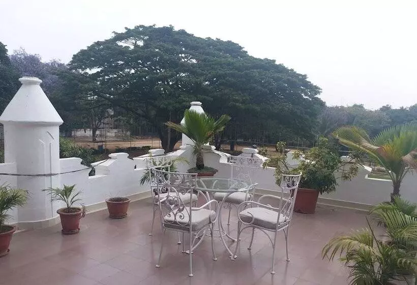 酒店 Jayamahal Palace