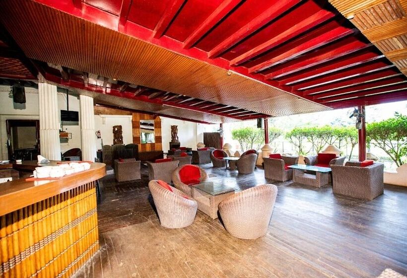 בית מלון כפרי Jayamahal Palace