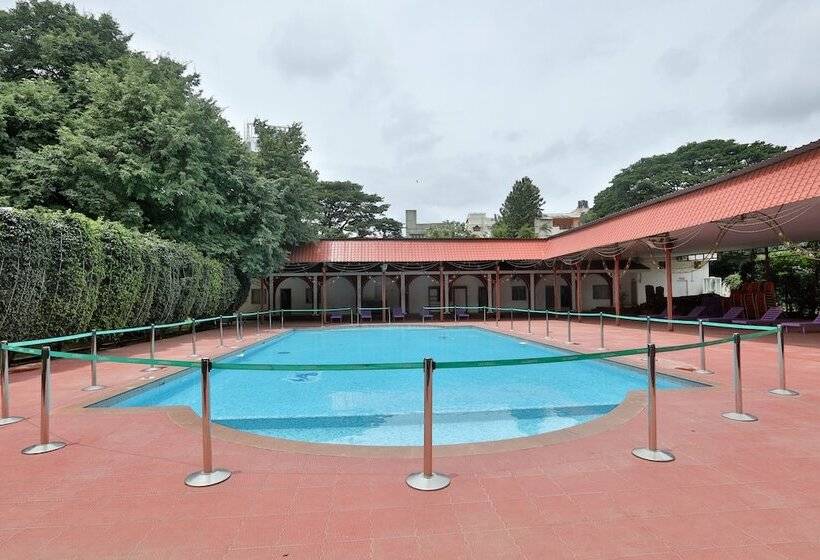 בית מלון כפרי Jayamahal Palace