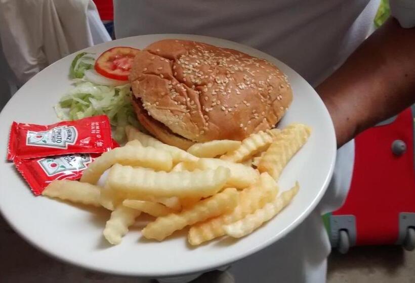 فندق Miramar Inn