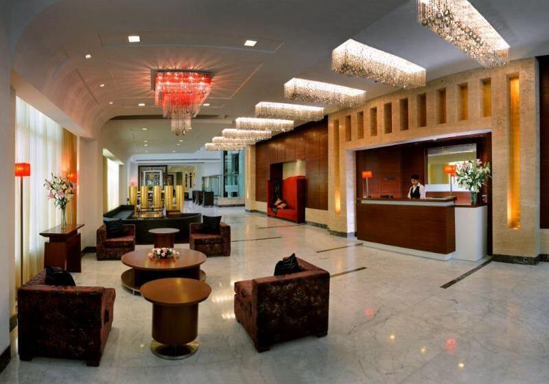 בית מלון כפרי Park Inn Gurgaon