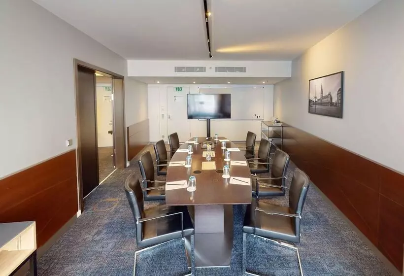 Radisson Blu Hotel, Hamburg Airport