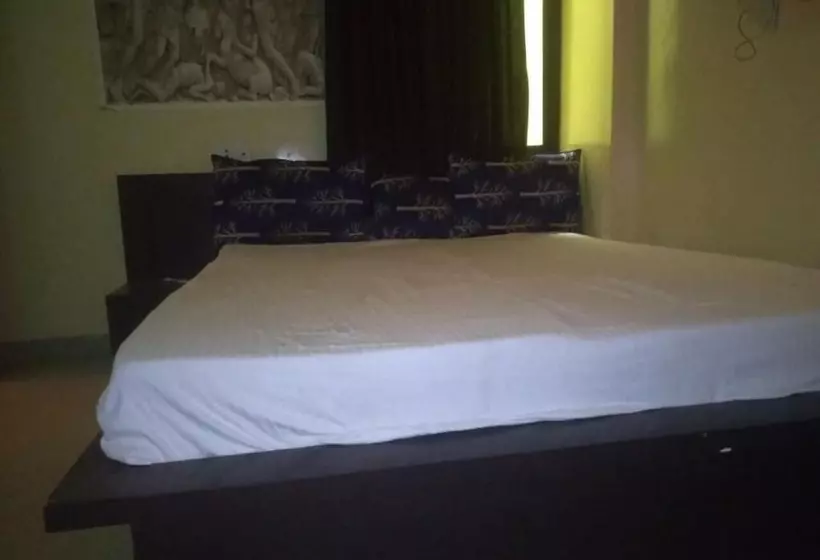 ホテル Rajputana Palace