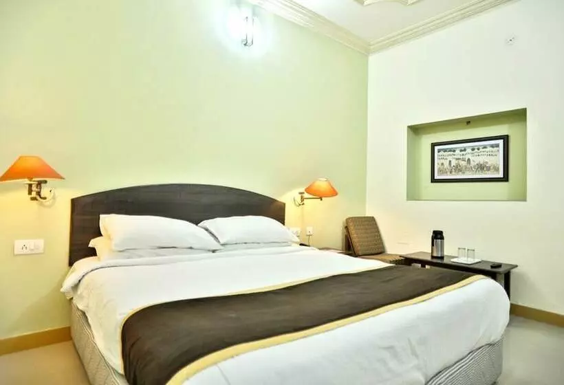 ホテル Rajputana Palace