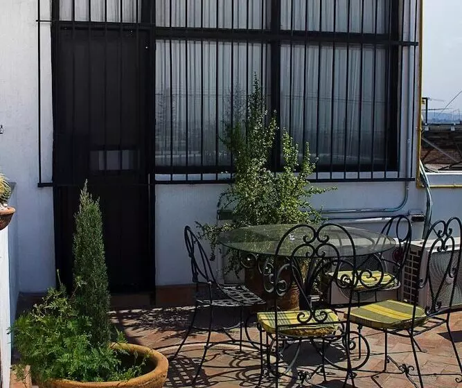 Отель Suites Sofia