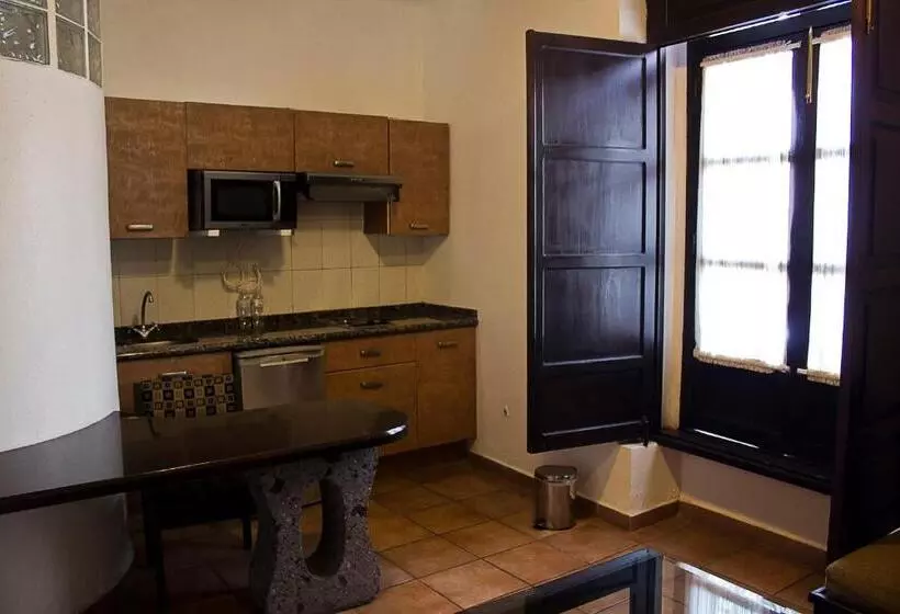 Отель Suites Sofia