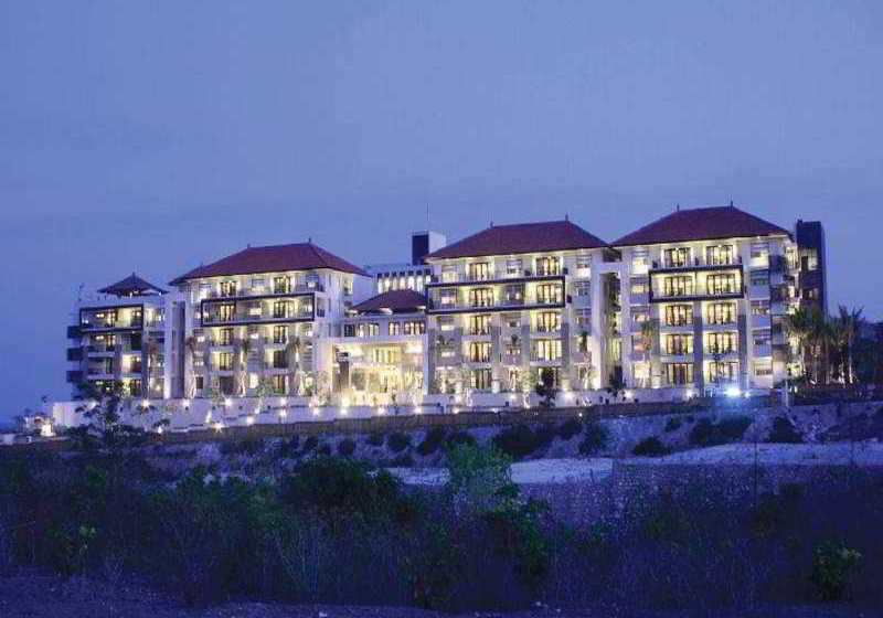 בית מלון כפרי The Bali Bay View  Suites & Villas