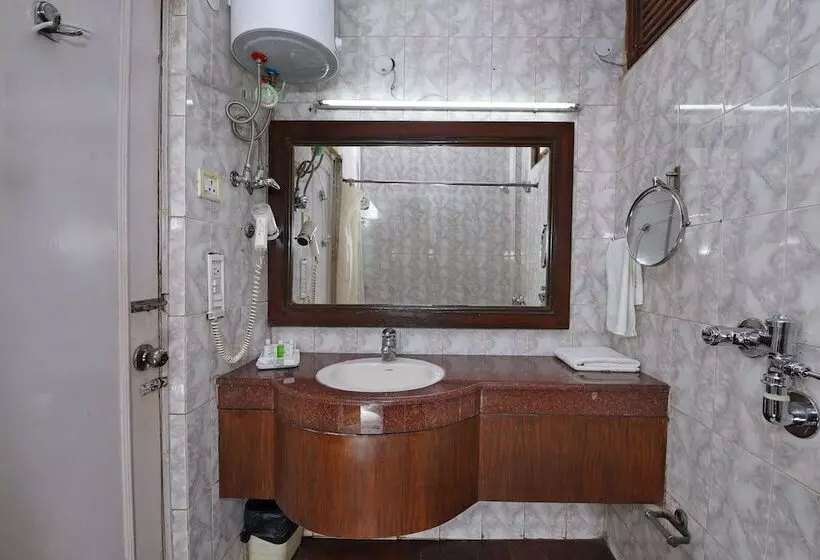 هتل The Beaufort Inn