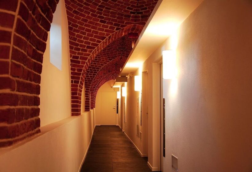 בית מלון כפרי The Granary  La Suite