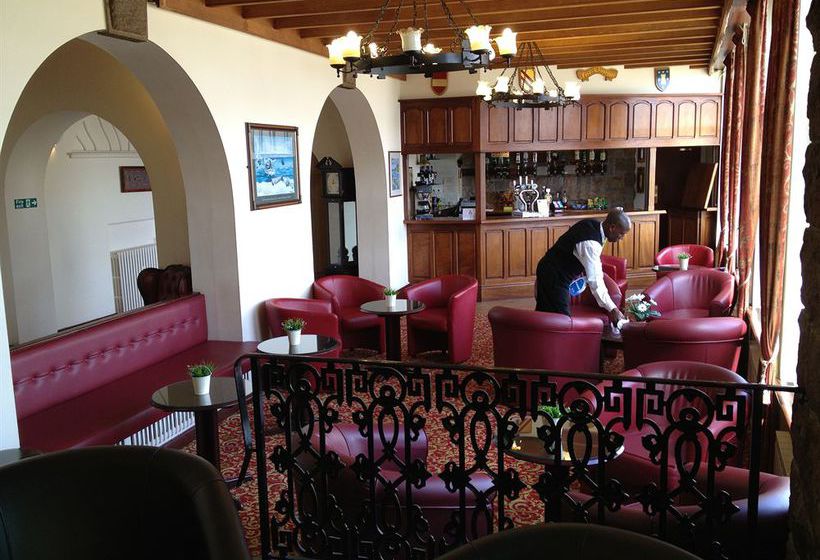 ホテル Fort D Auvergne