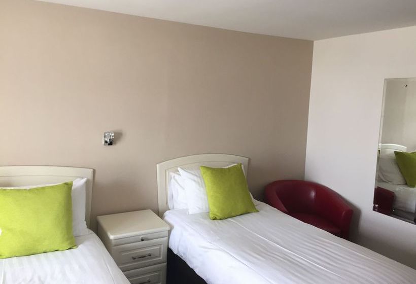 ホテル Fort D Auvergne