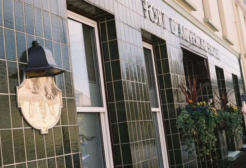 ホテル Fort D Auvergne