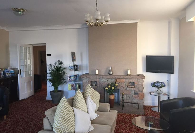 ホテル Fort D Auvergne