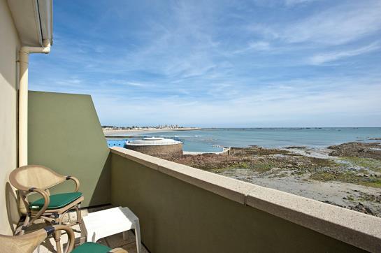 ホテル Fort D Auvergne