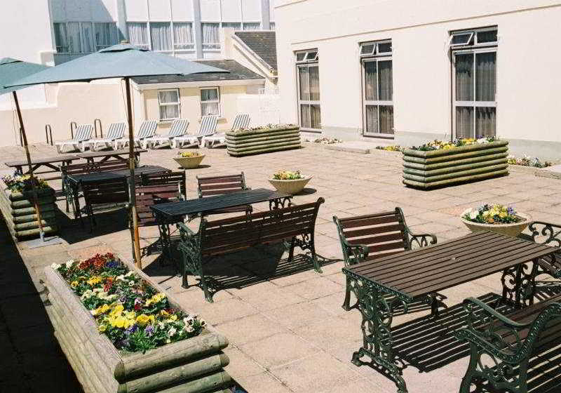 ホテル Fort D Auvergne