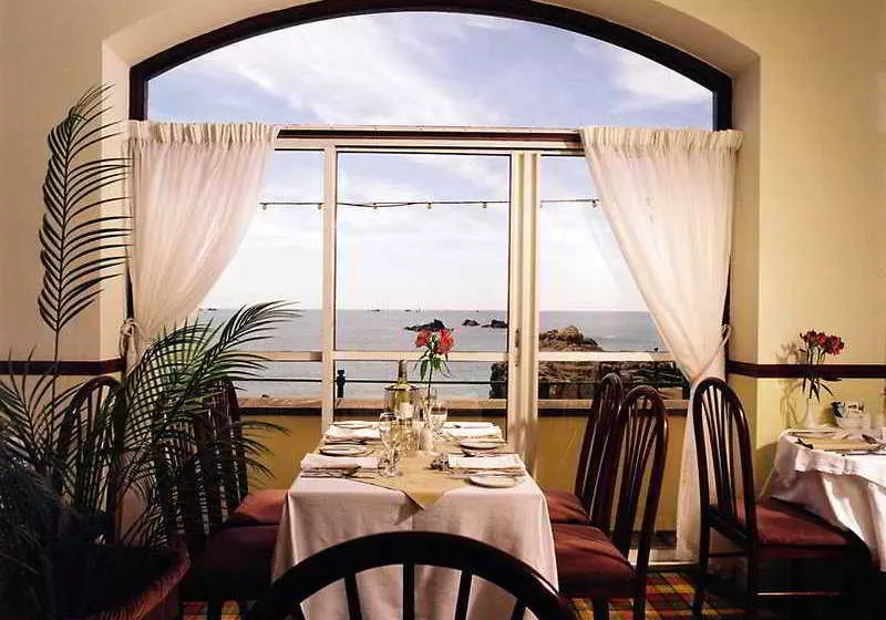 Отель Fort D Auvergne