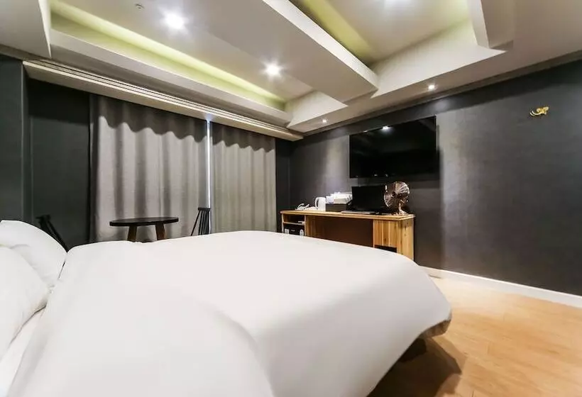 مُتل Changwon Sangnamdong Hotel Jm