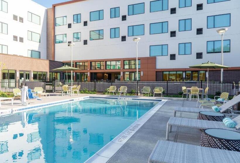 Hotel Element Dallas Richardson