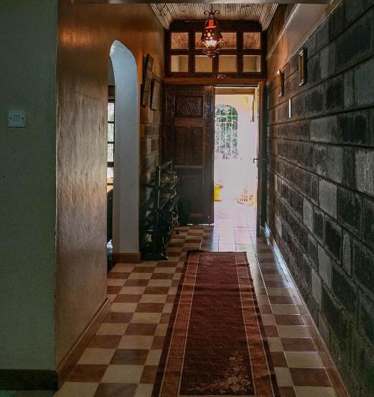 پانسیون Kwa Kamanda