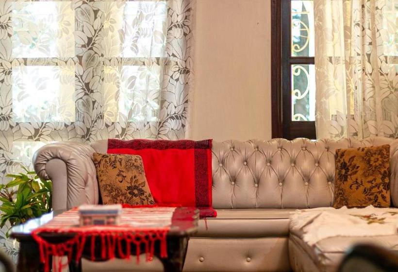 پانسیون Kwa Kamanda