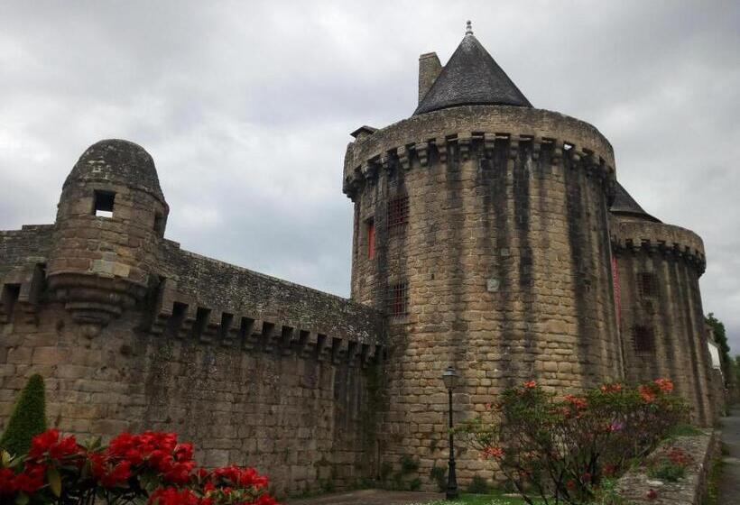 ベッドアンドブレックファースト Les Deux Rivieres Chambres & Table D Hôtes