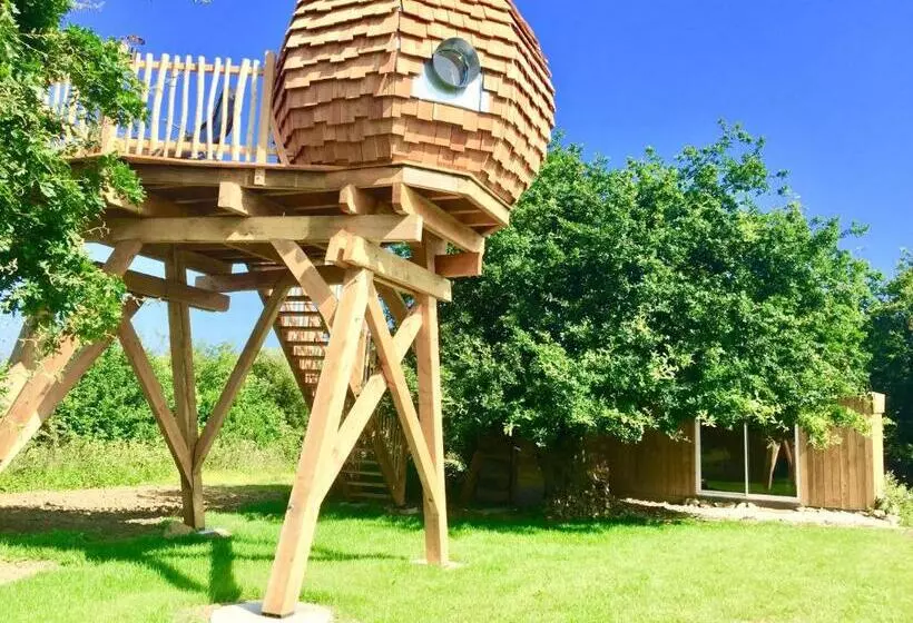 Aamiaismajoitus (B&B) Nuit Insolite Lovelit Val André