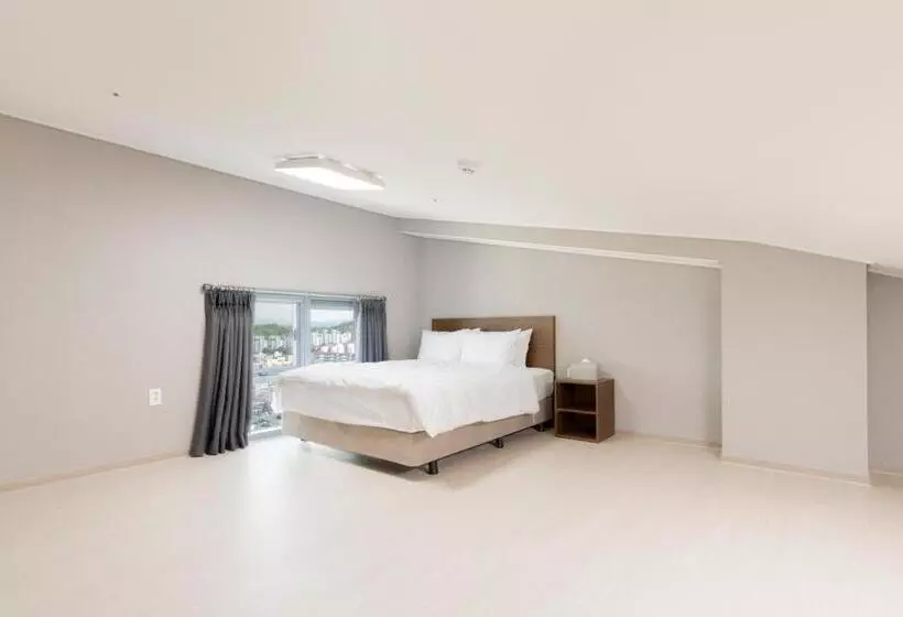 ホテル Donghae Oceancity Residence