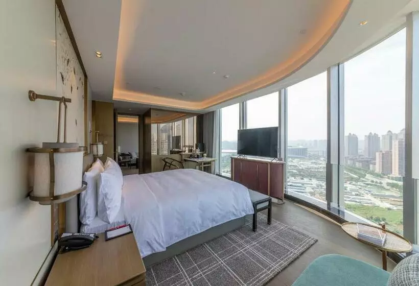 Hotelli Hualuxe Xi An Chanba, An Ihg