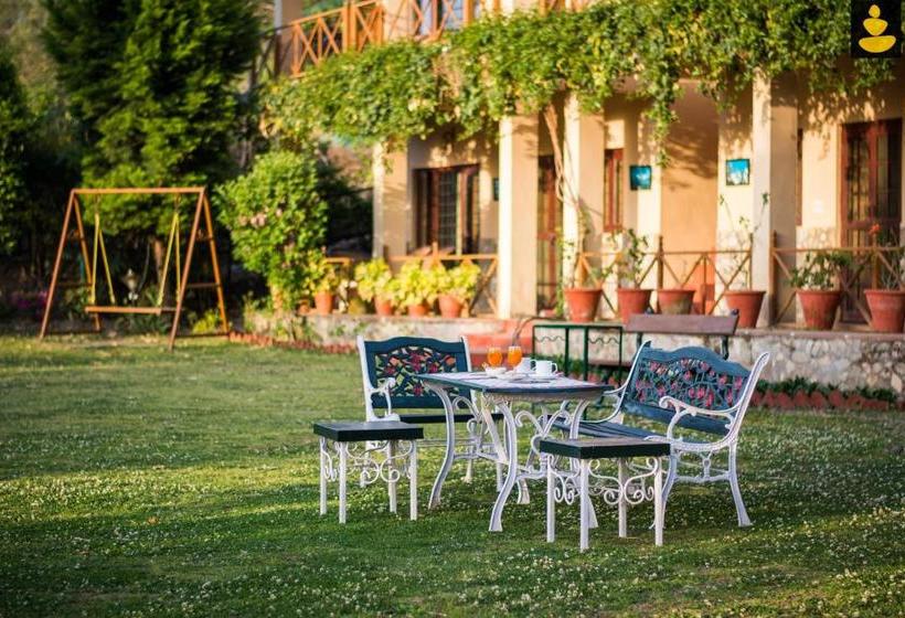 هتل Livingstone Hideaway Homes