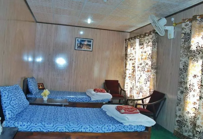 هتل Skardu Lodge
