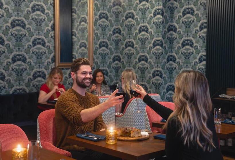 בית מלון כפרי The Bradley