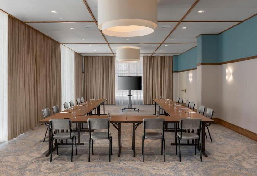 فندق The Bradley