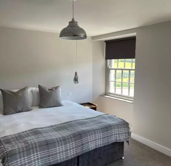 ホテル The Tavern At Hale