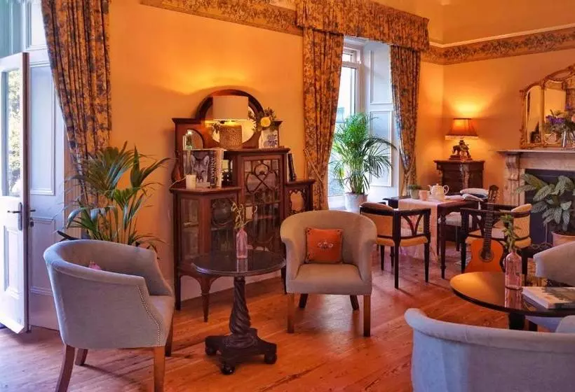 Majatalo Bedford House & Hall