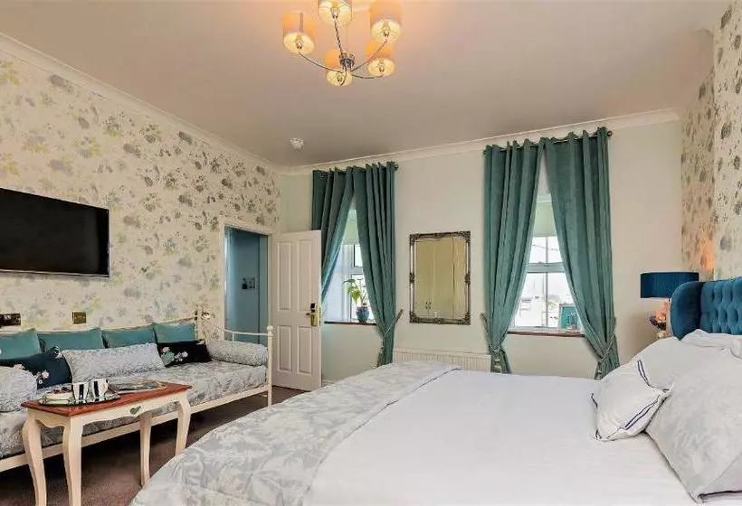 Majatalo Bedford House & Hall