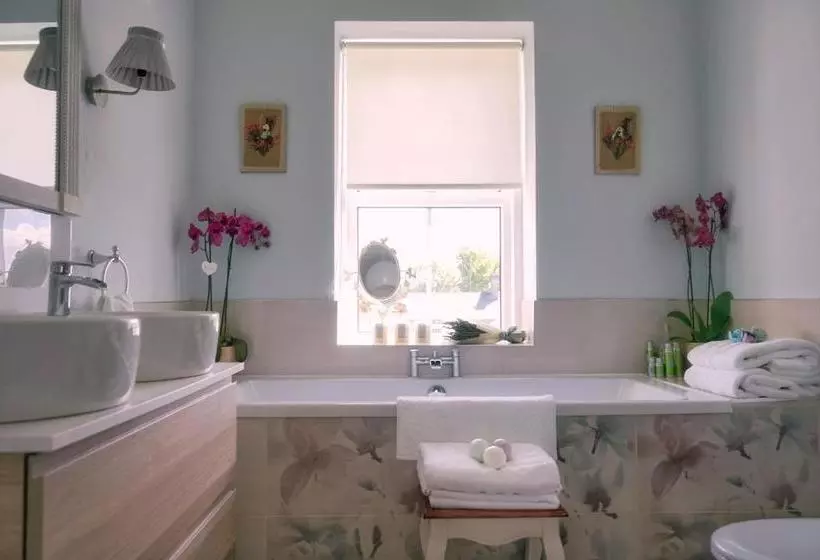 Majatalo Bedford House & Hall