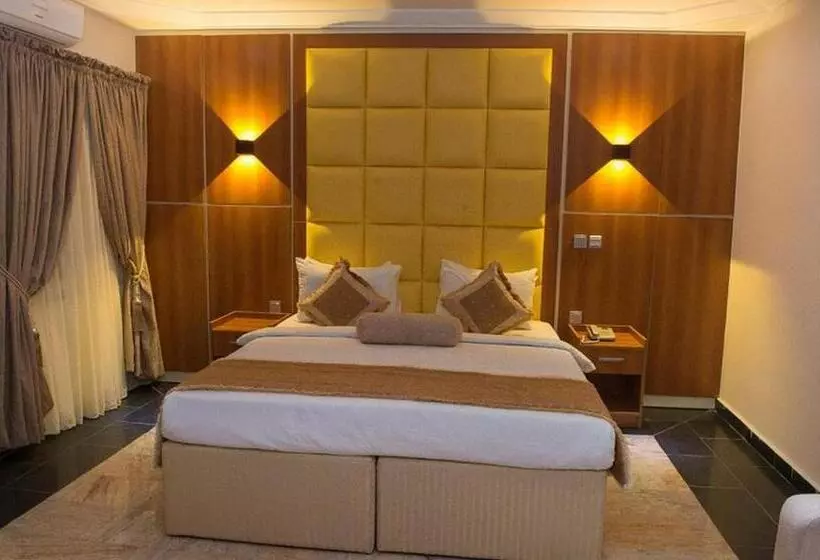 پانسیون Room In Lodge   Grand Cubana Hotels Alcove Room