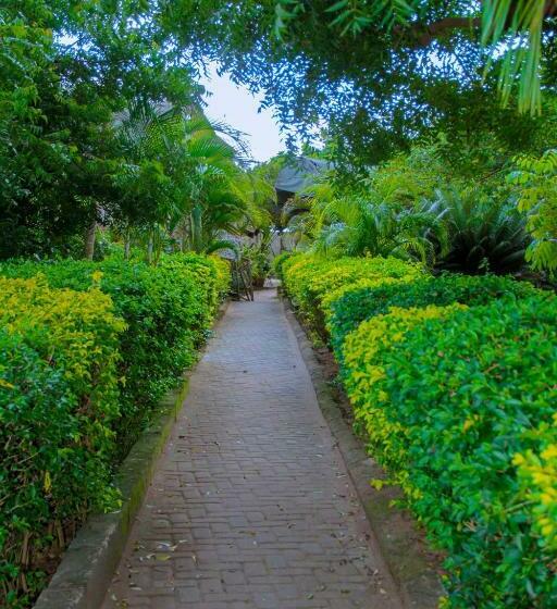 민박 Mikoko Beach & Cottages
