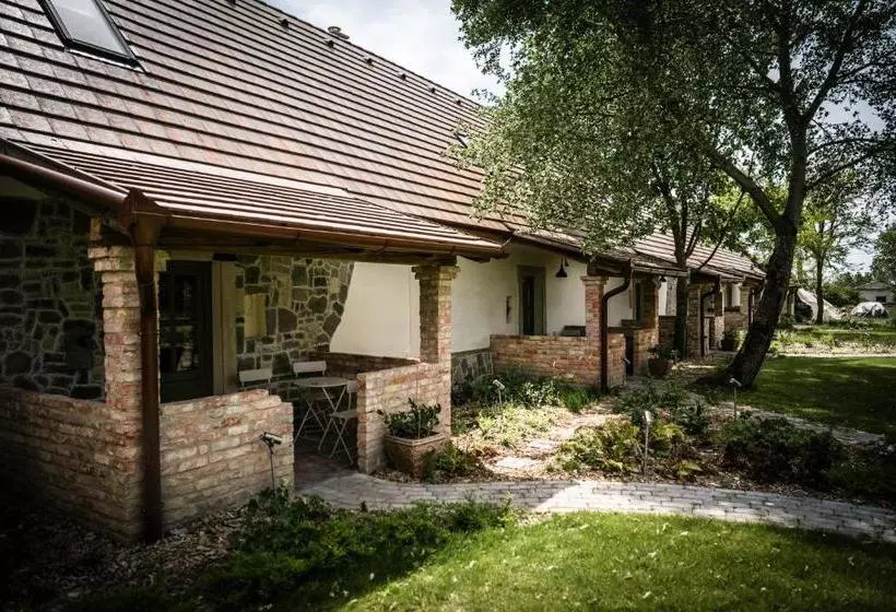 Aamiaismajoitus (B&B) Pajta Apartman és Vendégház