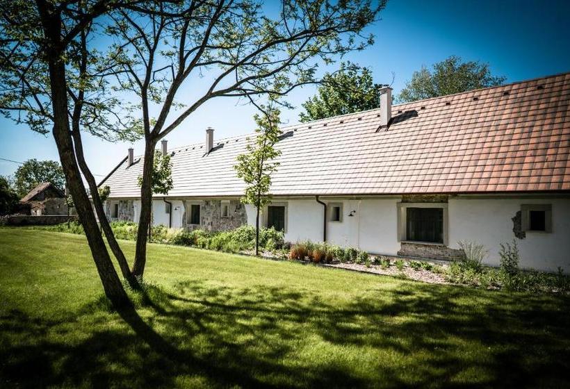 Bed and Breakfast Pajta Apartman és Vendégház